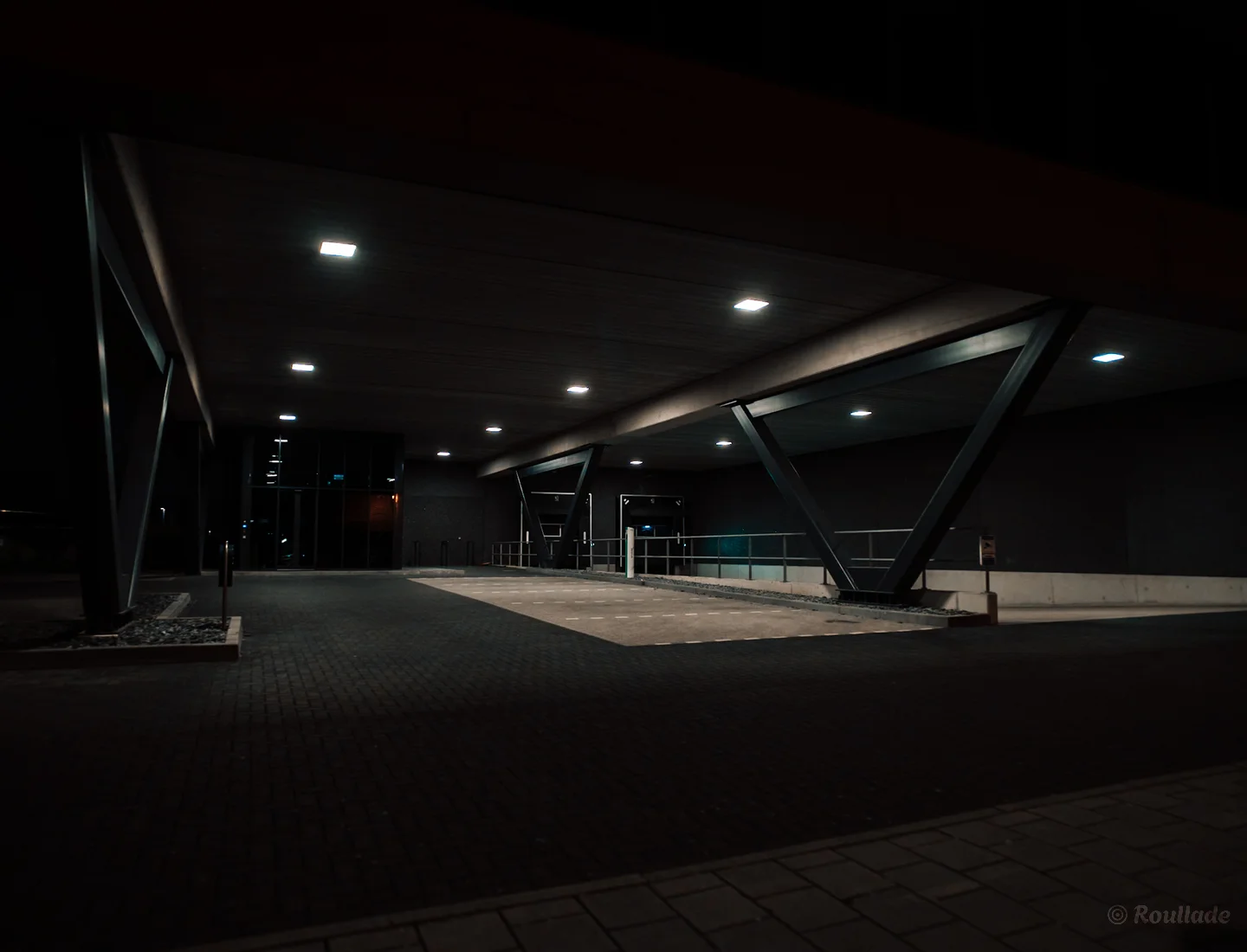 Cover High-end garage in Bleiswijk