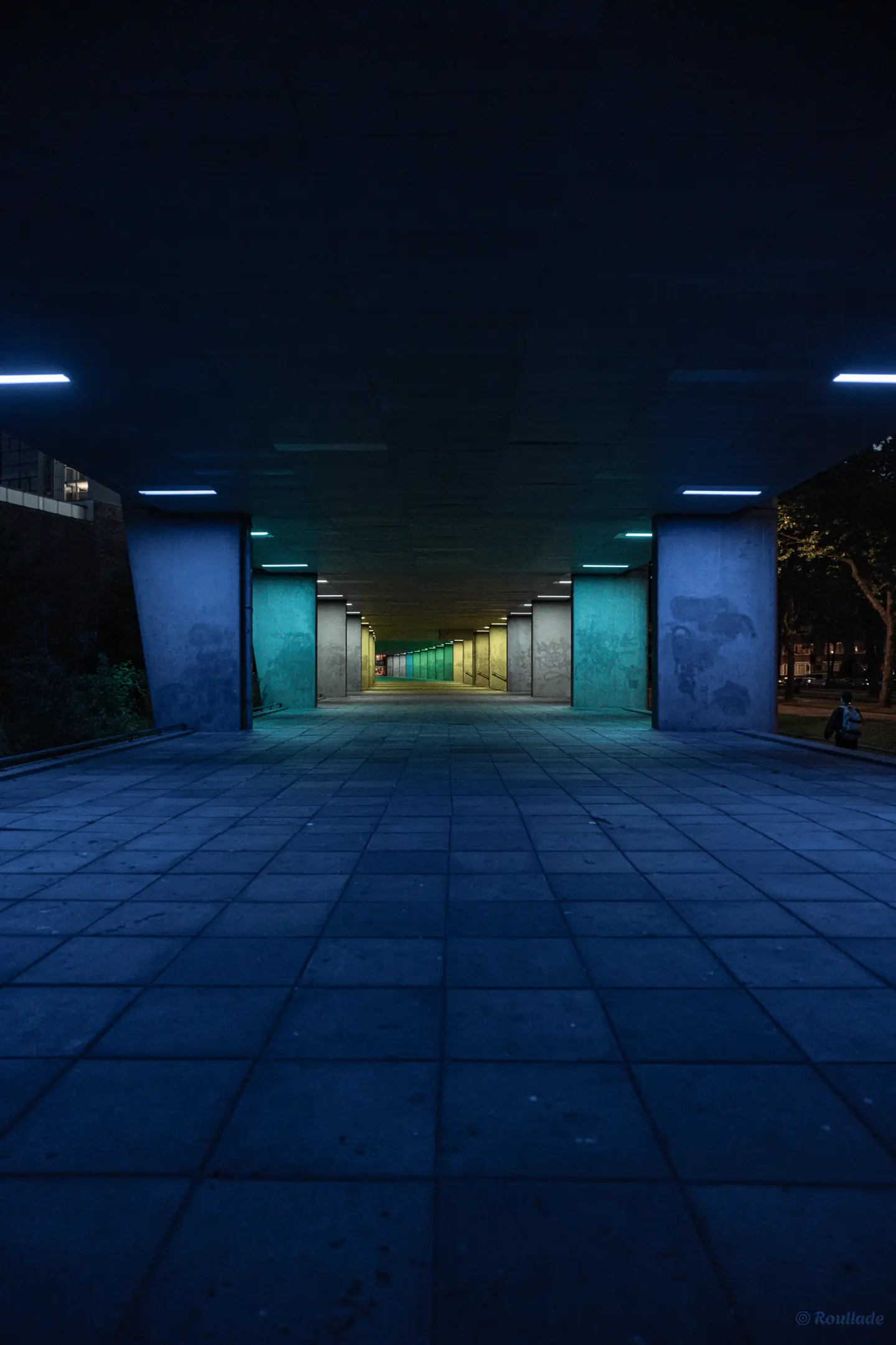 Media Gekleurde tunnel in Rotterdam